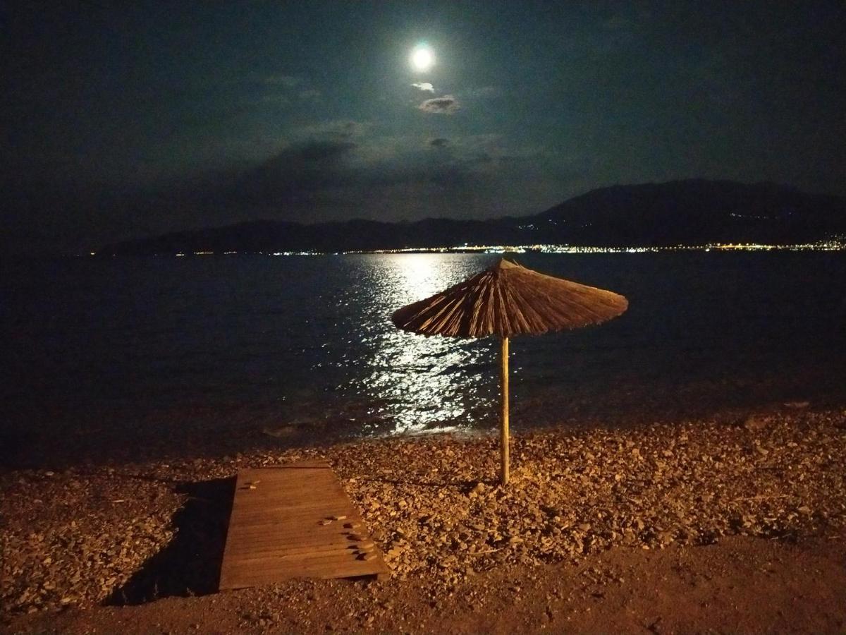 Nafpaktos Beach Apartment Zimmer foto